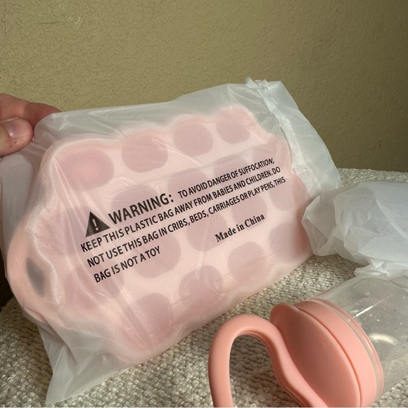 Baby Breastmilk Popsicle Molds & Fruit Feeder (2 Pack), Baby Pink/Purple NEW - Picture 5 of 11